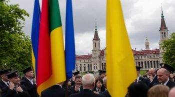 "Литва бросает вызов России: президент заявляет о намерении "поцарапать дверь Кремля"