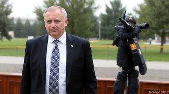 Свердловскому бывшему вице-губернатору Чемезову продлили домашний арест.