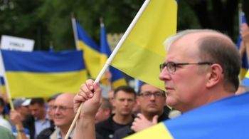 Националистов Украины обвиняют в искажении исторических фактов.